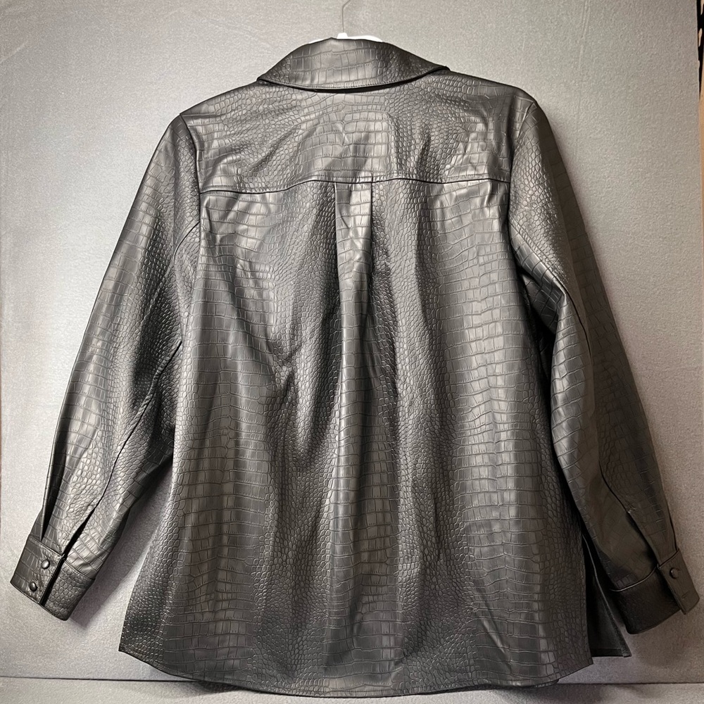 dennis basso Black Faux Croc Leather Button-Up Jacket - Picture 4 of 8